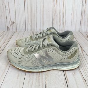 New Balance Womens Size 7.5 Arishi V1 Foam Running Shoes WARISLO1 Gray Sneakers